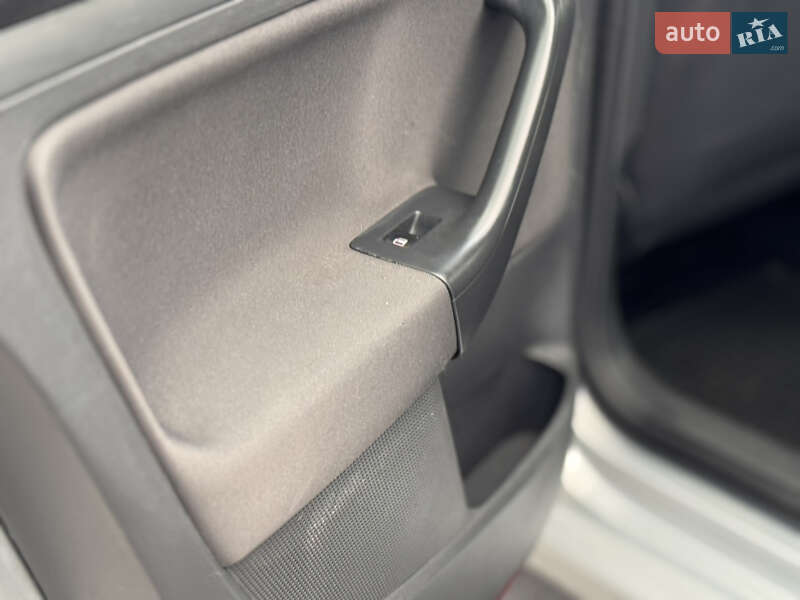 Универсал Volkswagen Golf 2008 в Запорожье