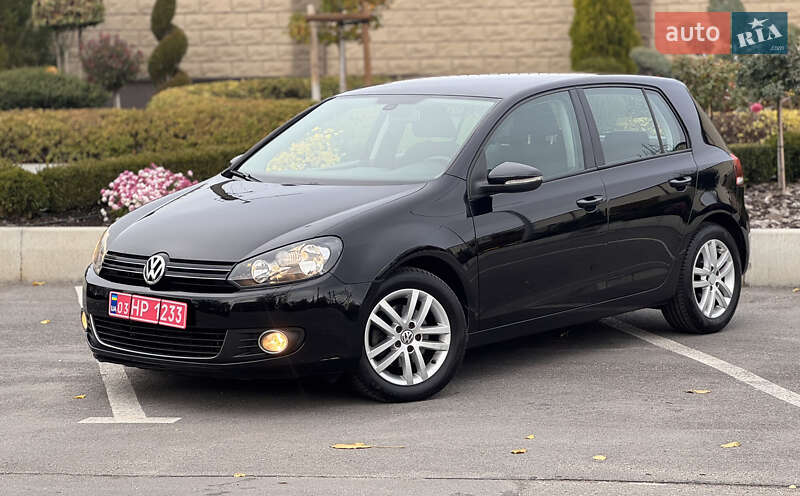 Хэтчбек Volkswagen Golf 2010 в Запорожье