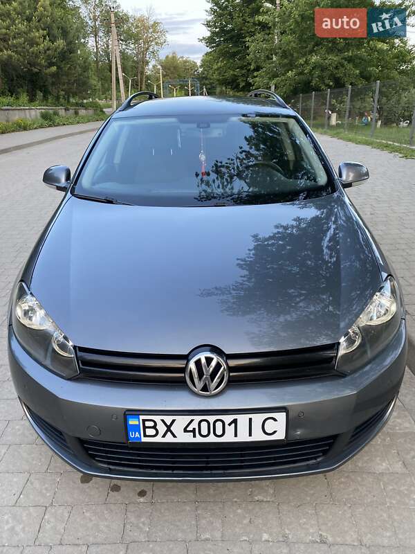 Універсал Volkswagen Golf 2010 в Хмельницькому