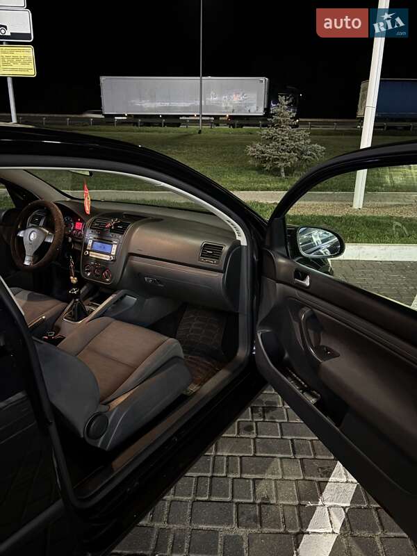 Хетчбек Volkswagen Golf 2007 в Холодній Балці