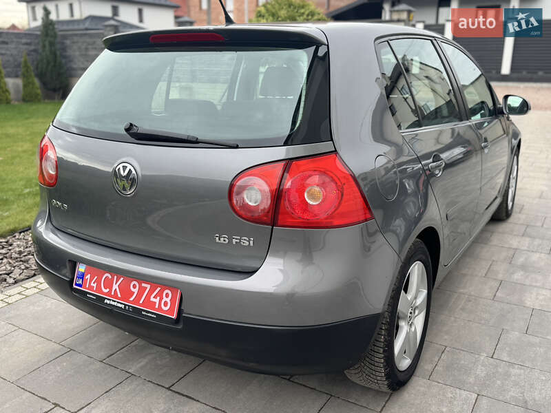 Хэтчбек Volkswagen Golf 2007 в Львове