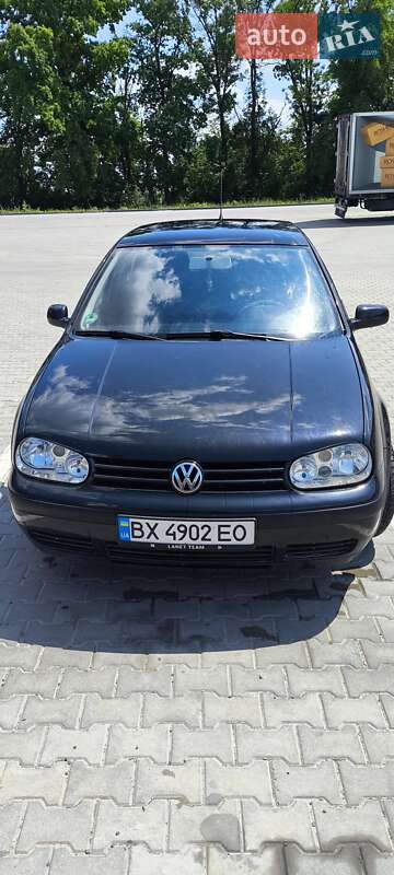 Volkswagen Golf 2002
