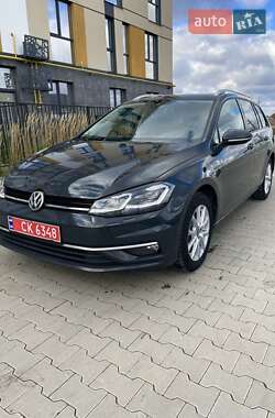 Універсал Volkswagen Golf 2018 в Луцьку