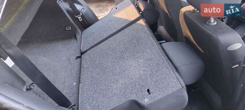 Универсал Volkswagen Golf 2002 в Чернигове фото 42 Универсал Volkswagen Golf 2002 в Чернигове