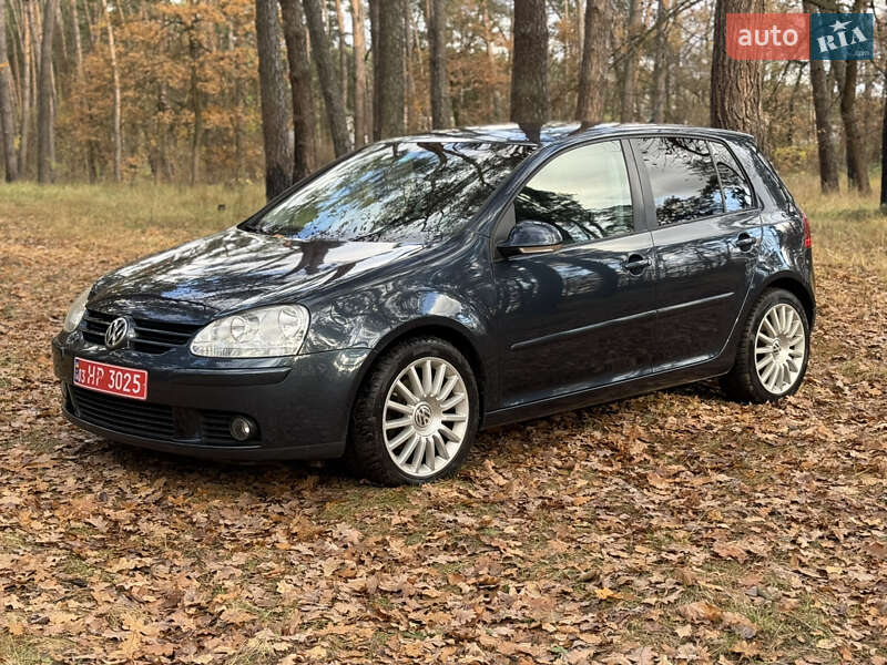 Хэтчбек Volkswagen Golf 2007 в Сумах