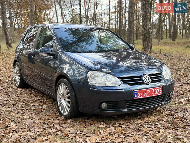 Хэтчбек Volkswagen Golf 2007 в Сумах