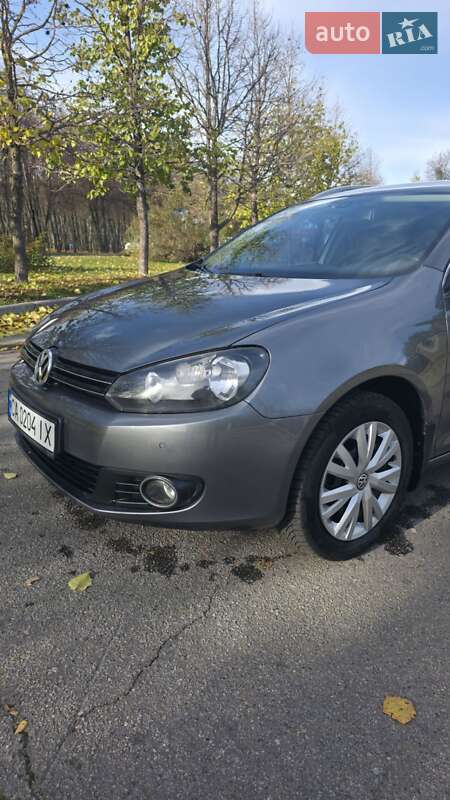 Универсал Volkswagen Golf 2011 в Умани