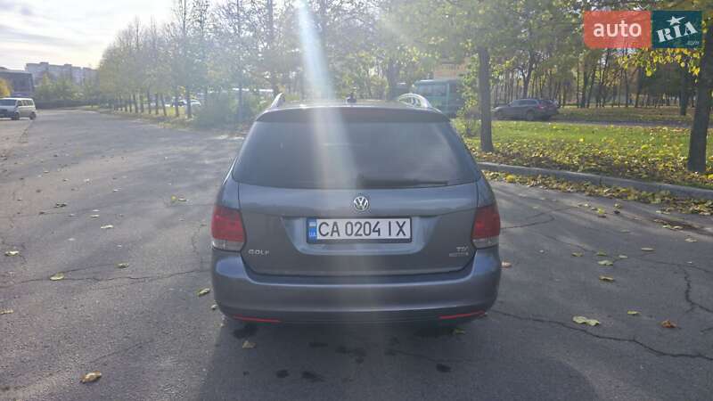 Универсал Volkswagen Golf 2011 в Умани
