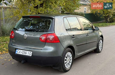 Хэтчбек Volkswagen Golf 2004 в Черкассах