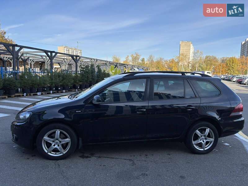 Универсал Volkswagen Golf 2013 в Киеве