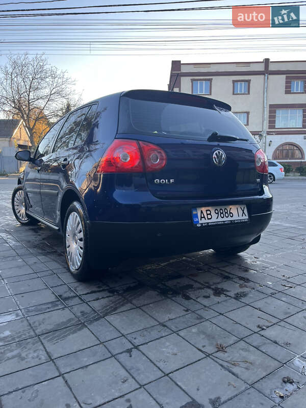 Хетчбек Volkswagen Golf 2008 в Вінниці
