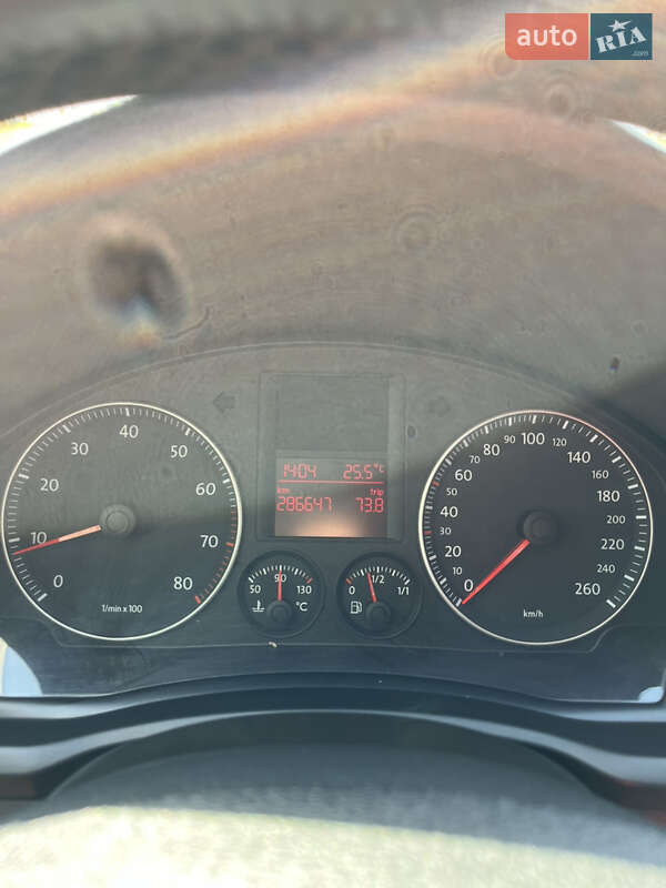 Хетчбек Volkswagen Golf 2008 в Вінниці