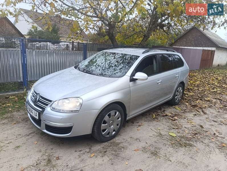 Универсал Volkswagen Golf 2008 в Черкассах