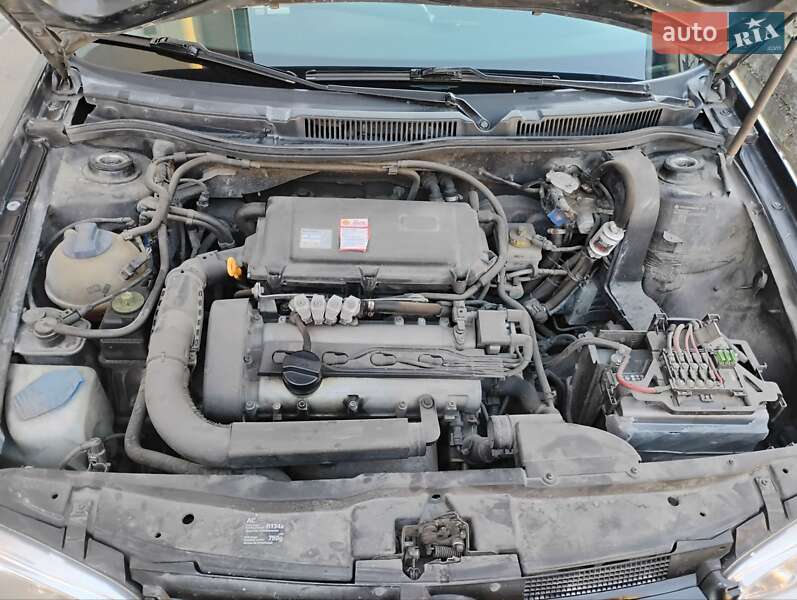 Хетчбек Volkswagen Golf 2000 в Стрию фото 29 Хетчбек Volkswagen Golf 2000 в Стрию