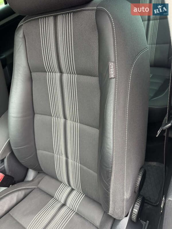 Универсал Volkswagen Golf 2012 в Ровно фото 24 Универсал Volkswagen Golf 2012 в Ровно