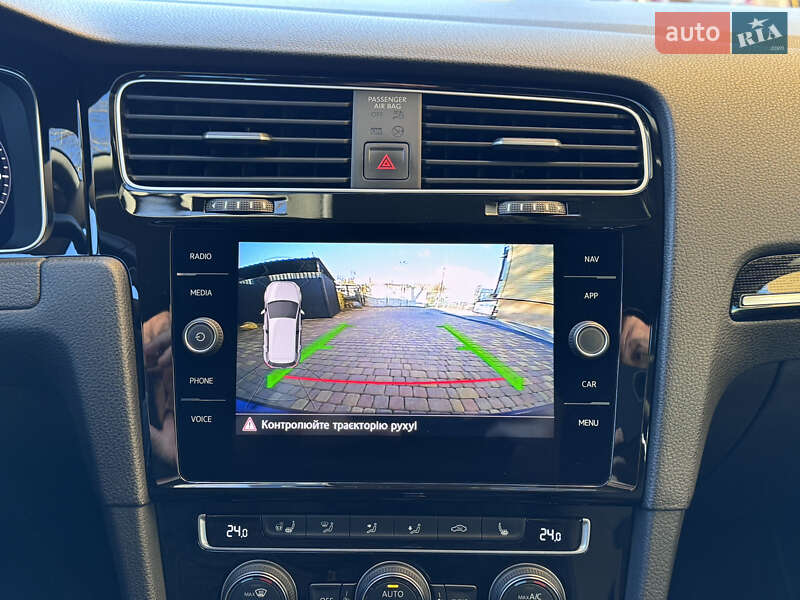 Хэтчбек Volkswagen Golf 2019 в Киеве фото 27 Хэтчбек Volkswagen Golf 2019 в Киеве