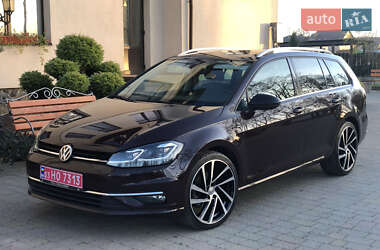 Універсал Volkswagen Golf 2018 в Стрию