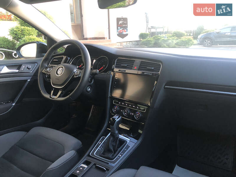 Універсал Volkswagen Golf 2018 в Стрию фото 32 Універсал Volkswagen Golf 2018 в Стрию