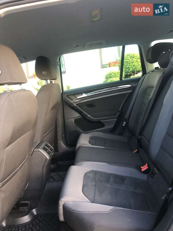 Універсал Volkswagen Golf 2018 в Стрию фото 42 Універсал Volkswagen Golf 2018 в Стрию