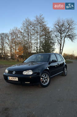 Хэтчбек Volkswagen Golf 1999 в Добросине
