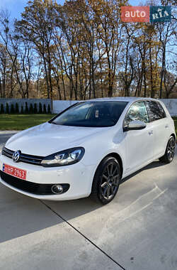 Хэтчбек Volkswagen Golf 2010 в Луцке
