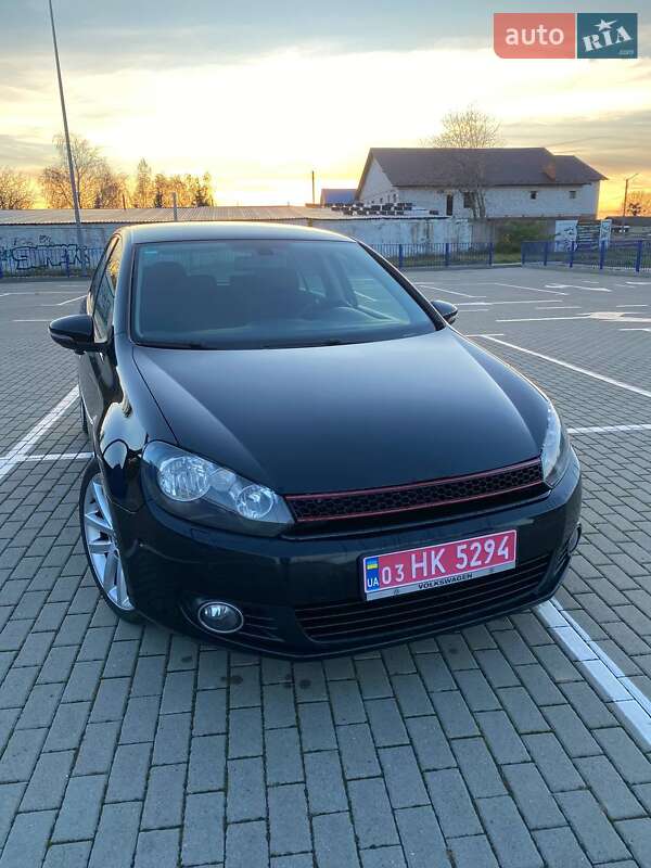 Хетчбек Volkswagen Golf 2009 в Нововолинську