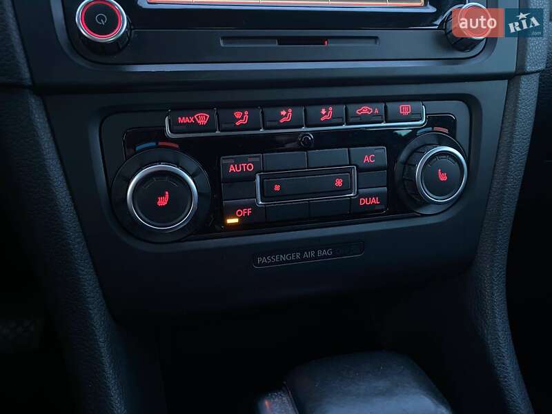 Хетчбек Volkswagen Golf 2009 в Нововолинську