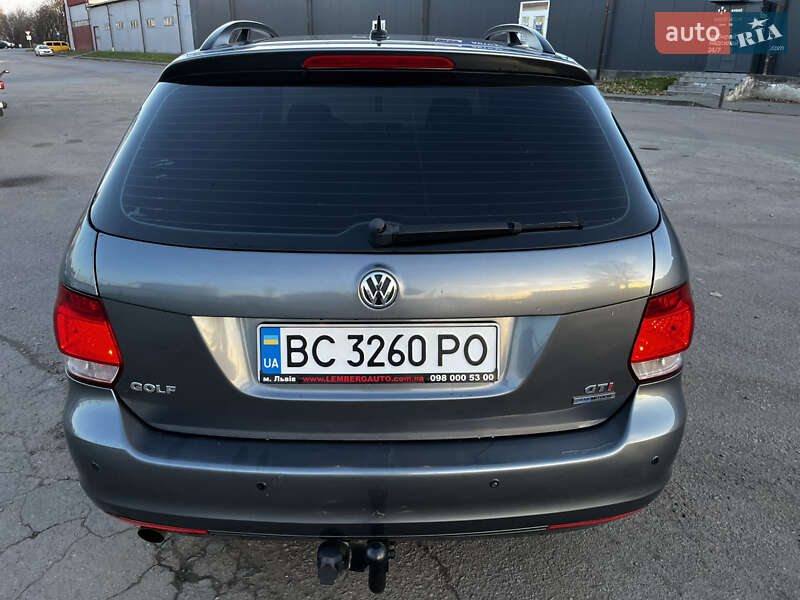 Универсал Volkswagen Golf 2010 в Львове