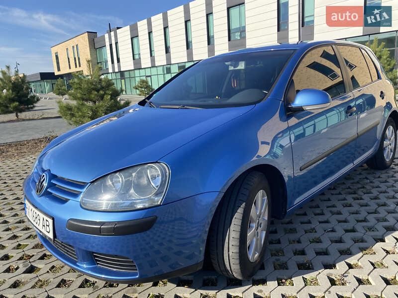Хетчбек Volkswagen Golf 2003 в Хмельницькому
