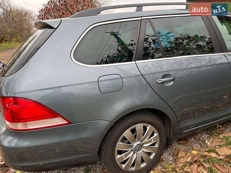 Універсал Volkswagen Golf 2008 в Карлівці фото 3 Універсал Volkswagen Golf 2008 в Карлівці