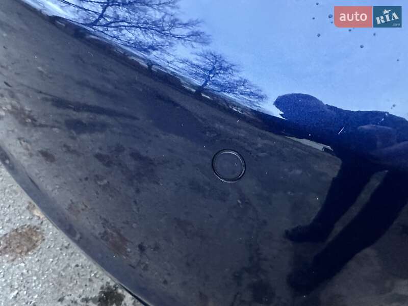 Хэтчбек Volkswagen Golf 2010 в Лебедине