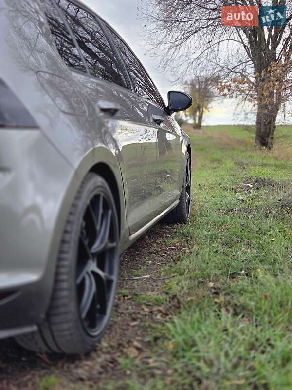 Хетчбек Volkswagen Golf 2013 в Пирятині