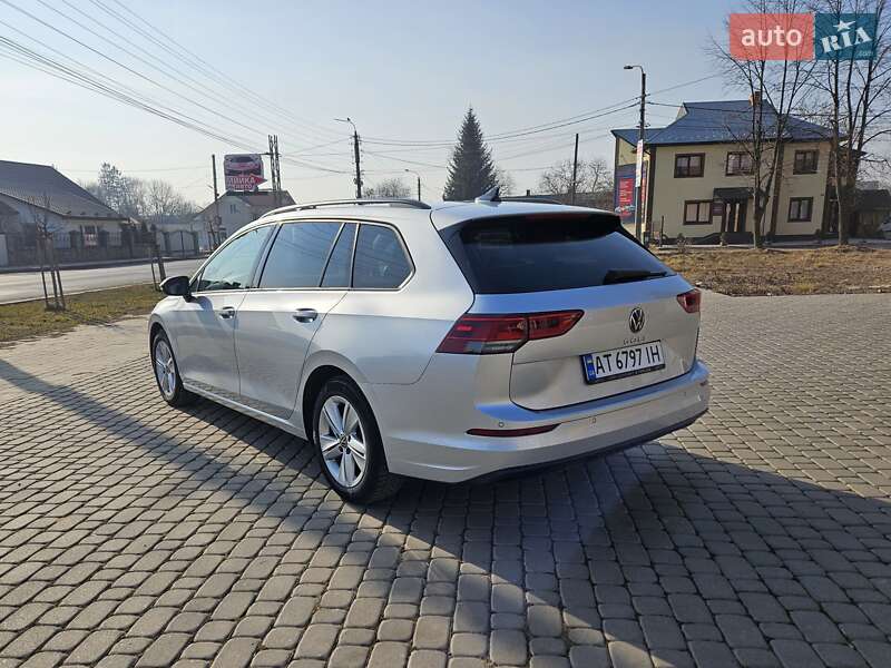 Volkswagen Golf 2021