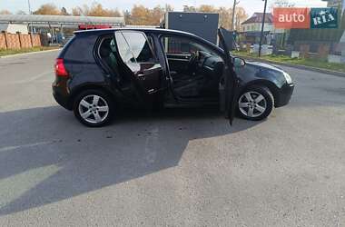 Хэтчбек Volkswagen Golf 2008 в Ровно