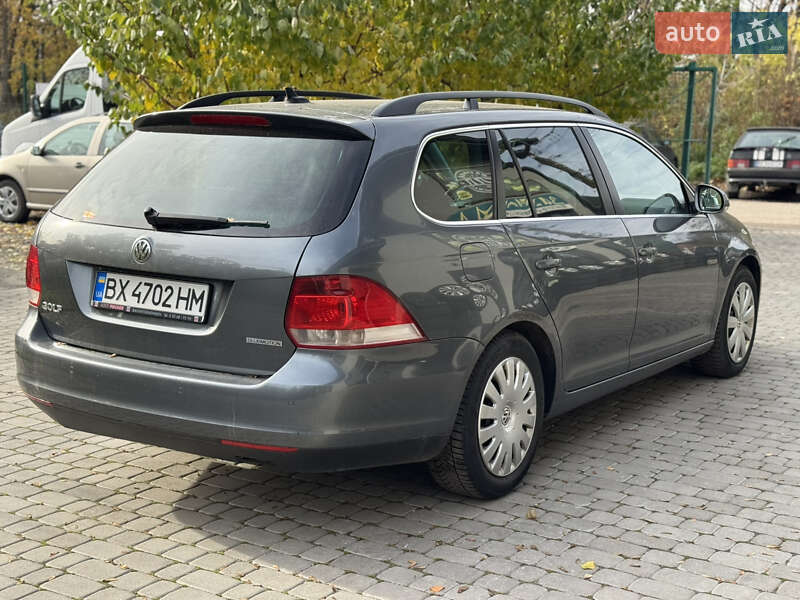 Універсал Volkswagen Golf 2009 в Старокостянтинові