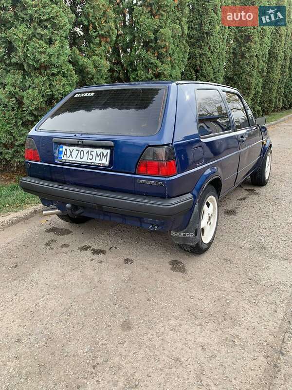 Хэтчбек Volkswagen Golf 1984 в Золочеве