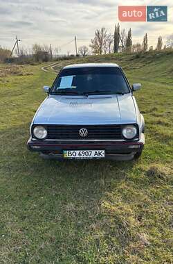 Хетчбек Volkswagen Golf 1988 в Теофіполі