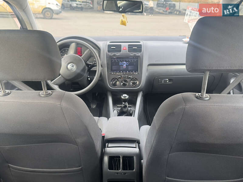 Хэтчбек Volkswagen Golf 2005 в Луцке фото 7 Хэтчбек Volkswagen Golf 2005 в Луцке