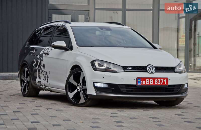Універсал Volkswagen Golf 2015 в Сарнах