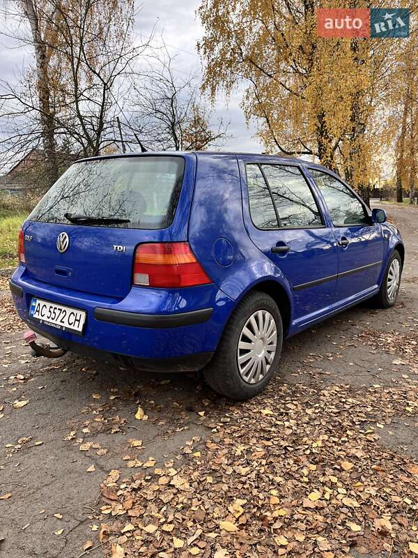 Хетчбек Volkswagen Golf 1998 в Ковелі
