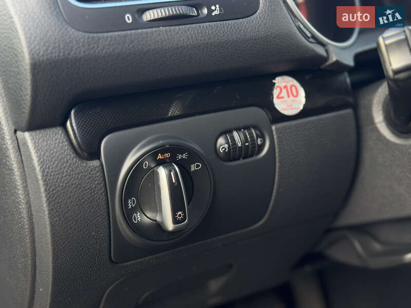 Универсал Volkswagen Golf 2012 в Бердичеве