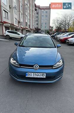 Універсал Volkswagen Golf 2016 в Тернополі