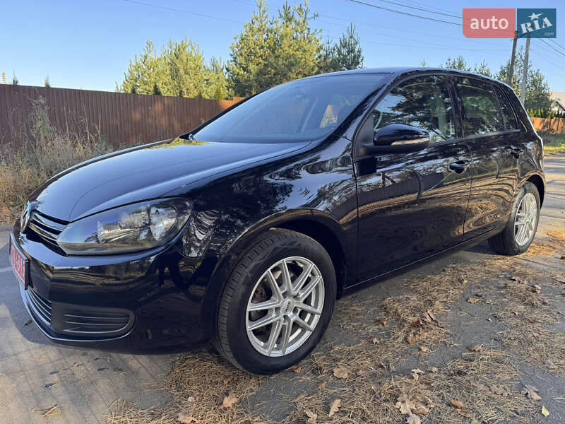 Хэтчбек Volkswagen Golf 2011 в Виннице