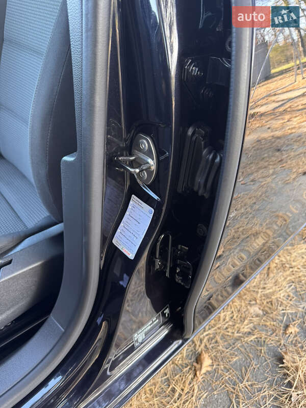 Хэтчбек Volkswagen Golf 2011 в Виннице