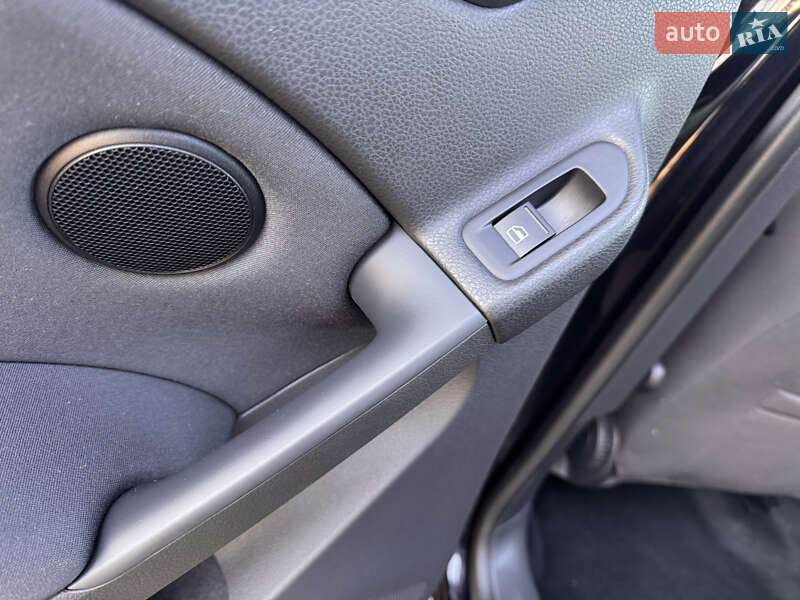 Хэтчбек Volkswagen Golf 2011 в Виннице