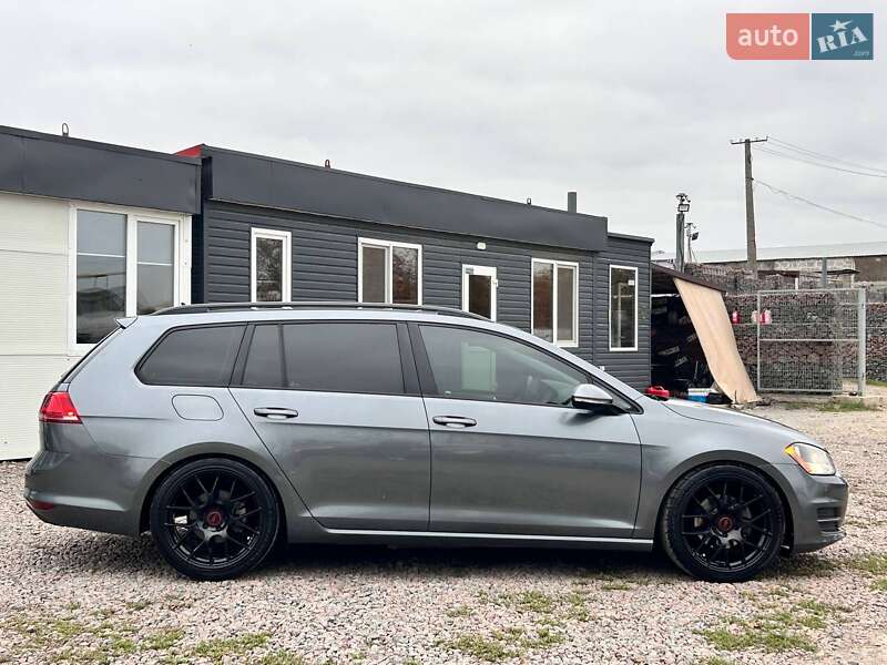 Універсал Volkswagen Golf 2015 в Одесі