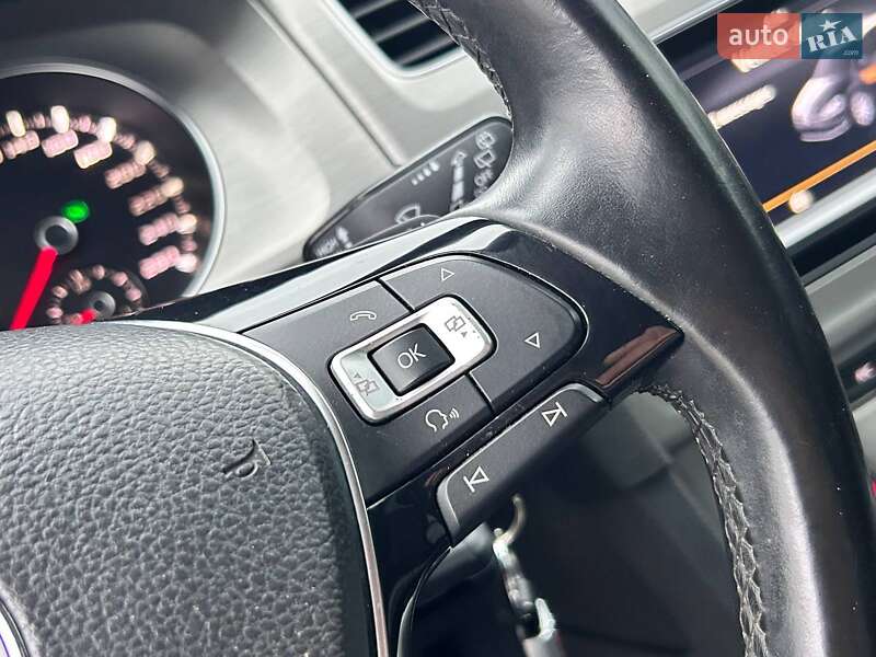 Універсал Volkswagen Golf 2015 в Одесі