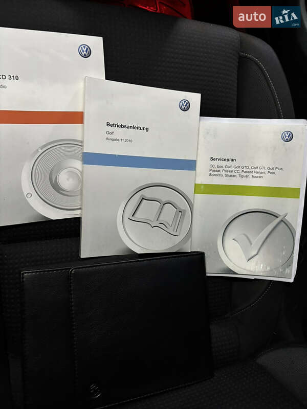 Хэтчбек Volkswagen Golf 2011 в Черкассах