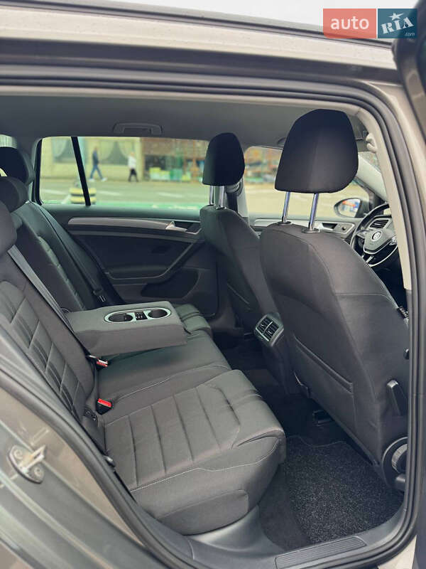 Універсал Volkswagen Golf 2013 в Калуші фото 21 Універсал Volkswagen Golf 2013 в Калуші