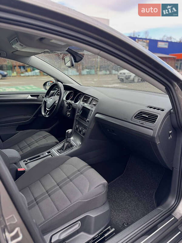 Універсал Volkswagen Golf 2013 в Калуші фото 25 Універсал Volkswagen Golf 2013 в Калуші